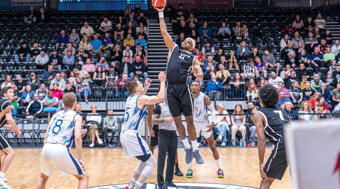 20240908 Newcastle Eagles v Newcastle Knights (Gary Forster) 025